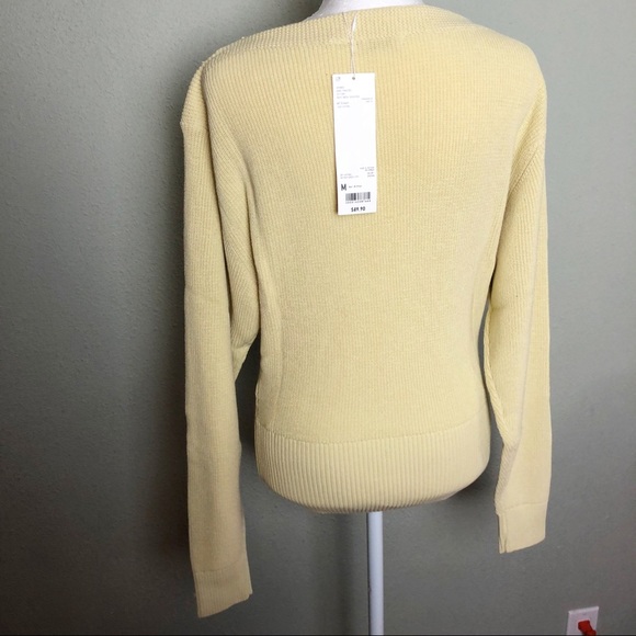 Uniqlo High Twisted Cotton Boat Neck Knit Sweater in 40 Cream Size Medium - Picture 7 of 11